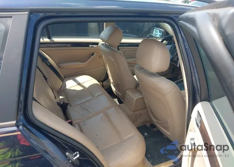 2000 BMW 323It from USA, damaged, VIN WBAAR3345YJM00388